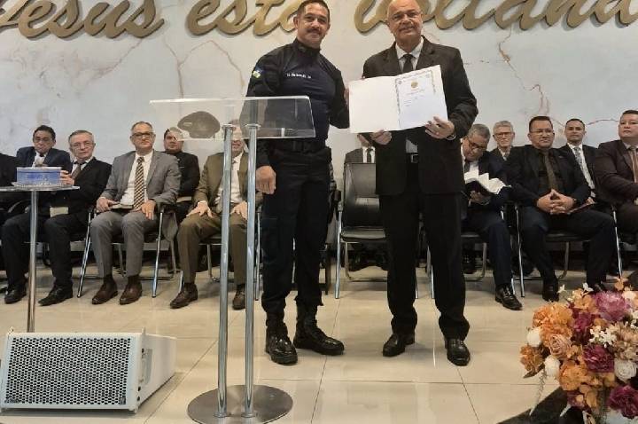 9º BPM prestigia entrega do Certificado “Amigo da PM” ao Pastor Esmeraldo