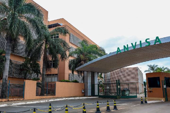 Anvisa aprova novo medicamento oral para câncer de mama