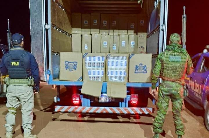 APREENSÃO – PMRO APREENDE CERCA DE  100 MIL MAÇOS DE CIGARROS CAUSA PREJUÍZO SUPERIOR A R$ 1 MILHÃO AO CRIME ORGANIZADO EM RONDÔNIA