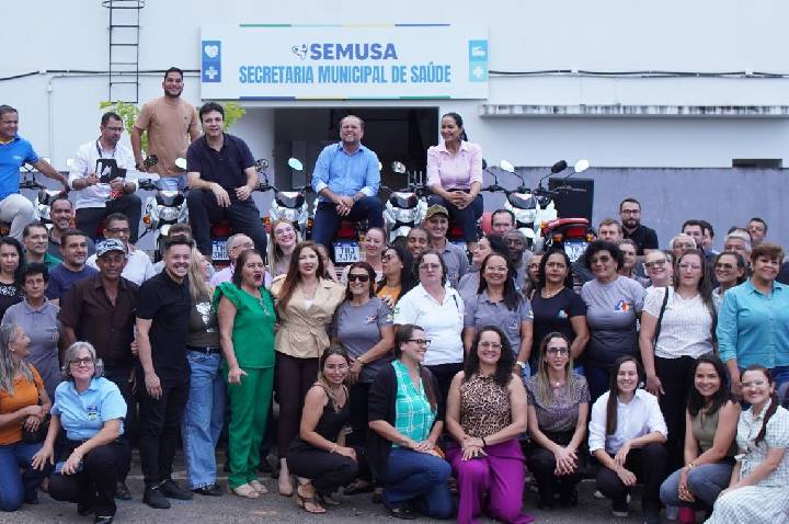 Cirone assegura recursos e agentes de saúde de Cacoal recebem motocicletas