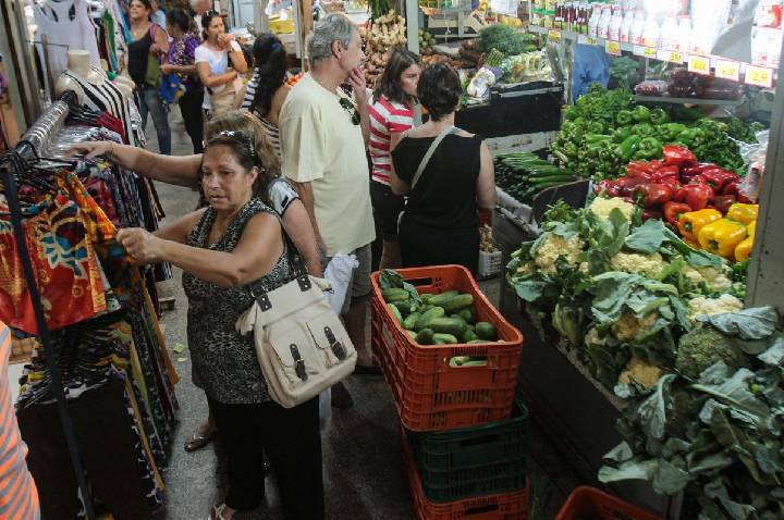 Cortes em auxílios sociais podem gerar retração em cidades do interior