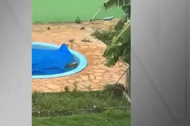 Duas crianças são socorridas após princípio de afogamento em clube em RO