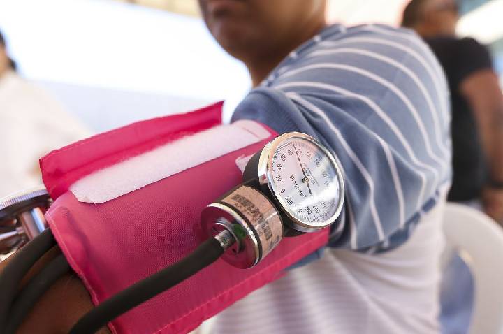 Hipertensão: silenciosa e hereditária, doença pede mudança de hábitos