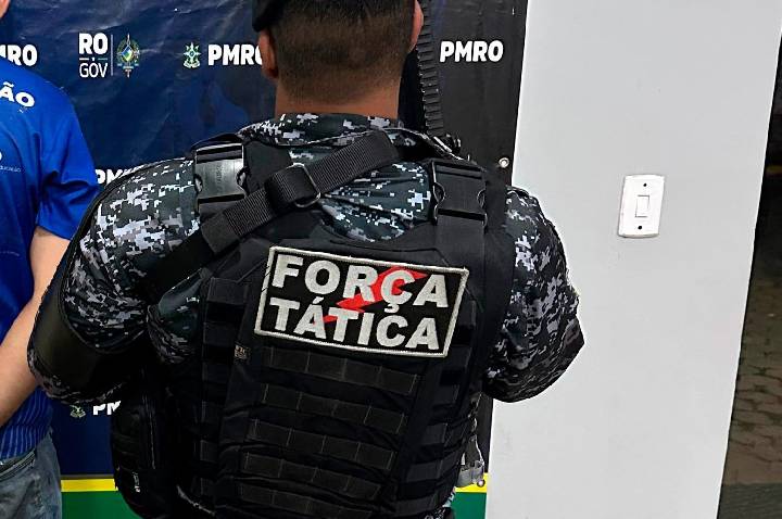 JI-PARANÁ: POLÍCIA MILITAR CUMPRE MANDADO DE PRISÃO NO BAIRRO JARDIM DOS MIGRANTES