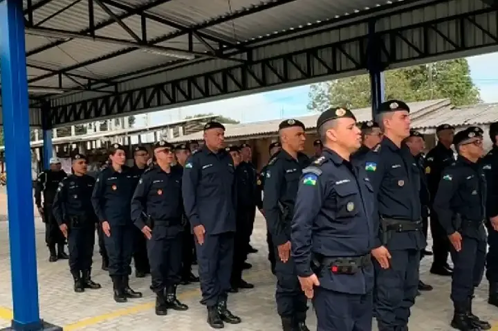 Pedro Fernandes celebra inauguração de garagem coberta da PM em Ariquemes