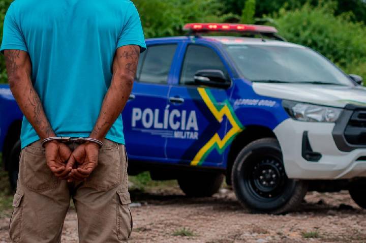 PM PRENDE SUSPEITA DE TENTATIVA DE FURTO NO CENTRO DE PORTO VELHO