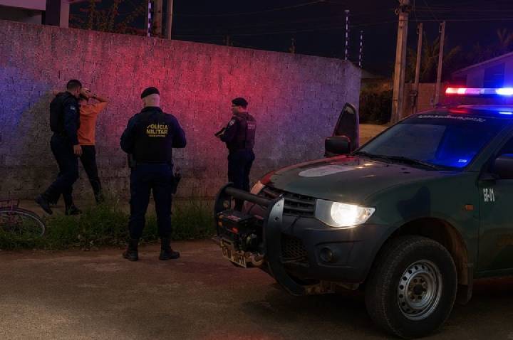 PMRO INTENSIFICA POLICIAMENTO E REALIZA 23 ABORDAGENS A SUSPEITOS NAS ÚLTIMAS 24 HORAS EM VILHENA