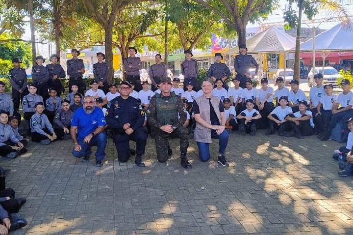 Polícia Ambiental, SEDAM e CAERD unem esforços em ação de educação ambiental para estudantes de Machadinho d’Oeste