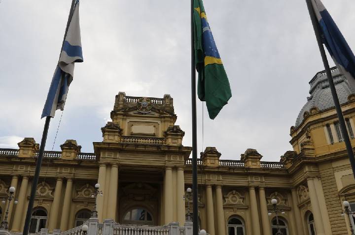 Rio de Janeiro funde secretarias de Agricultura e de Pesca 