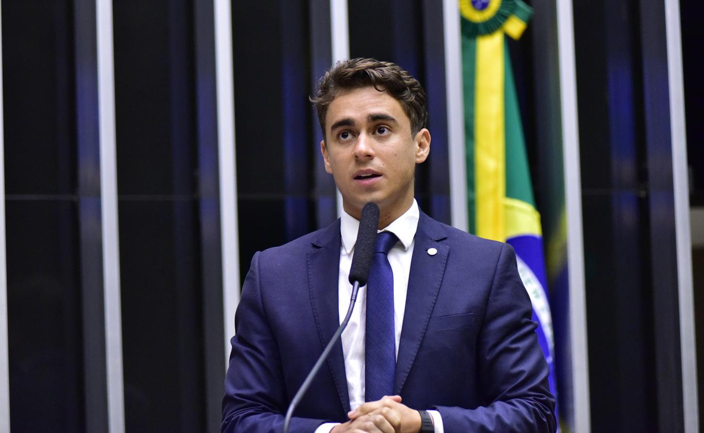 Nikolas questiona imparcialidade do julgamento de Bolsonaro