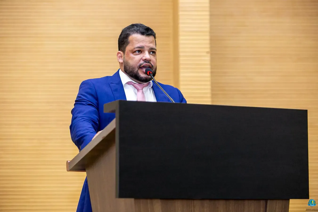 Deputado Edevaldo Neves cobra explicações e providências sobre encerramento do Centro de Hemodinâmica do Hospital de Base