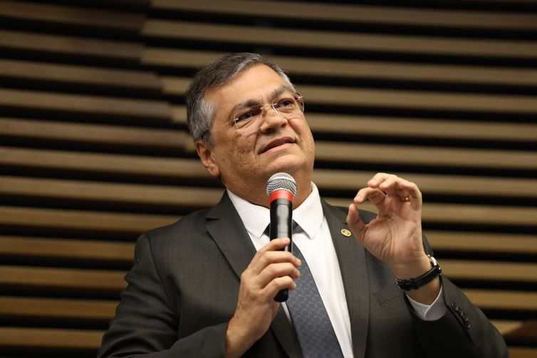 Ministro do STF diz ter recebido mensagem com ameaças e ofensas