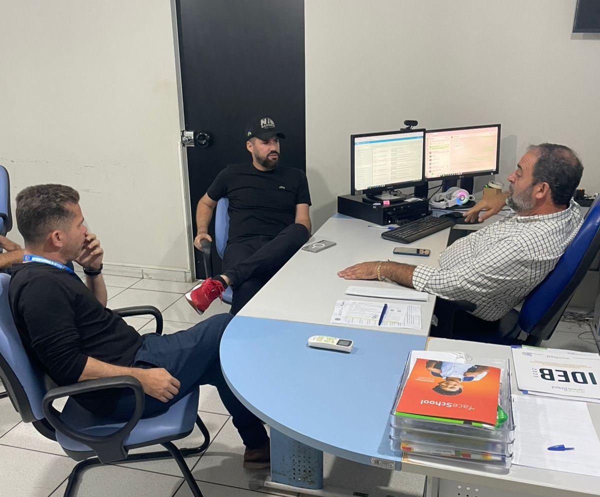 Deputado fortalece diálogo com a Secretaria Municipal de Educação de Ji-Paraná