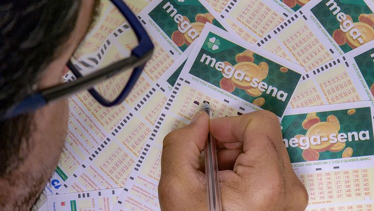 Mega-Sena não tem ganhador e prêmio vai a R$ 110 milhões 