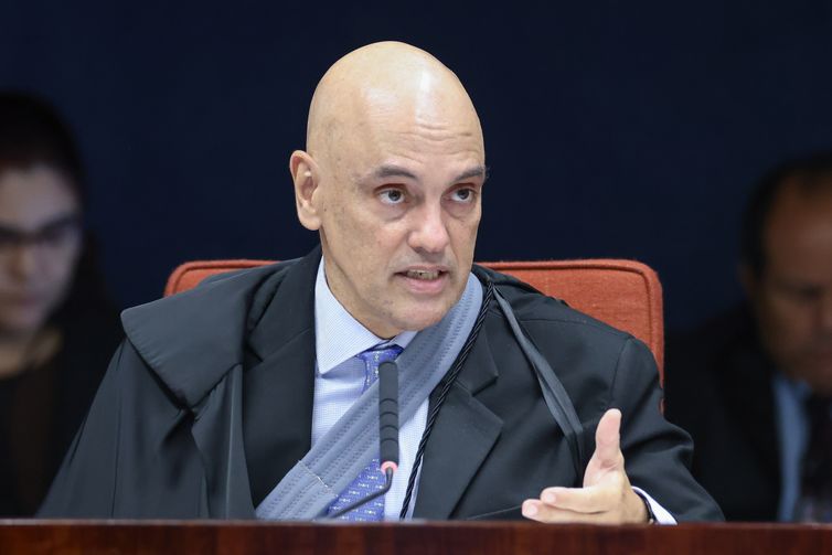 Advogados de Bolsonaro têm até quarta para entregar defesa ao STF