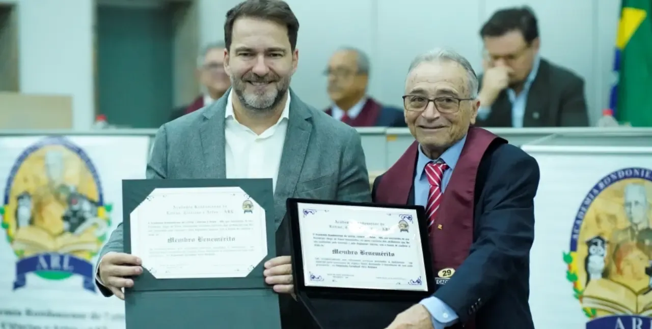 Deputado Alex Redano é homenageado como membro benemérito pela Academia Rondoniense de Letras