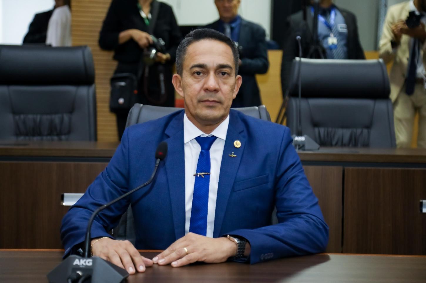 Eyder Brasil capacita 220 jovens em curso de formação de vigilantes em Porto Velho