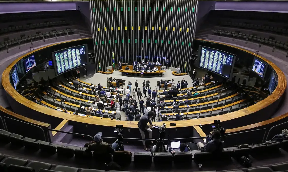 Câmara votará projeto que isenta do IR quem ganha até R$ 5 mil na próxima semana