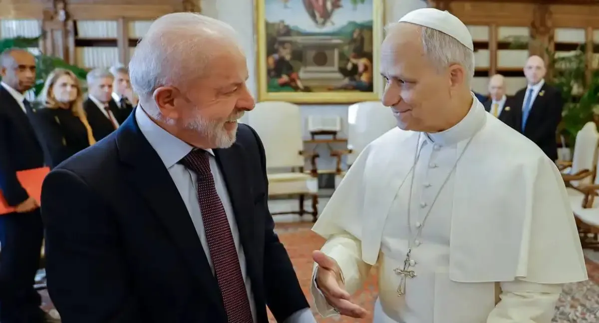Lula encontra papa no Vaticano e convida pontífice para a COP30 em Belém