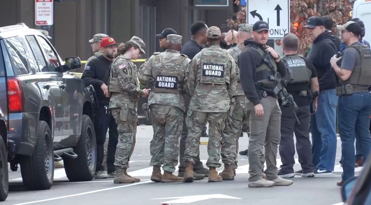 FBI identifica suspeito de atirar contra agentes em Washington