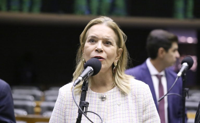 Comissão aprova projeto que permite levar bicicletas no transporte coletivo