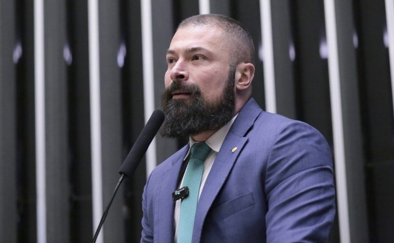 Comissão aprova uso de parceria público-privada para serviços administrativos em presídios