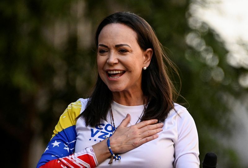 Primeiro integrante do partido de María Corina Machado é solto na Venezuela
