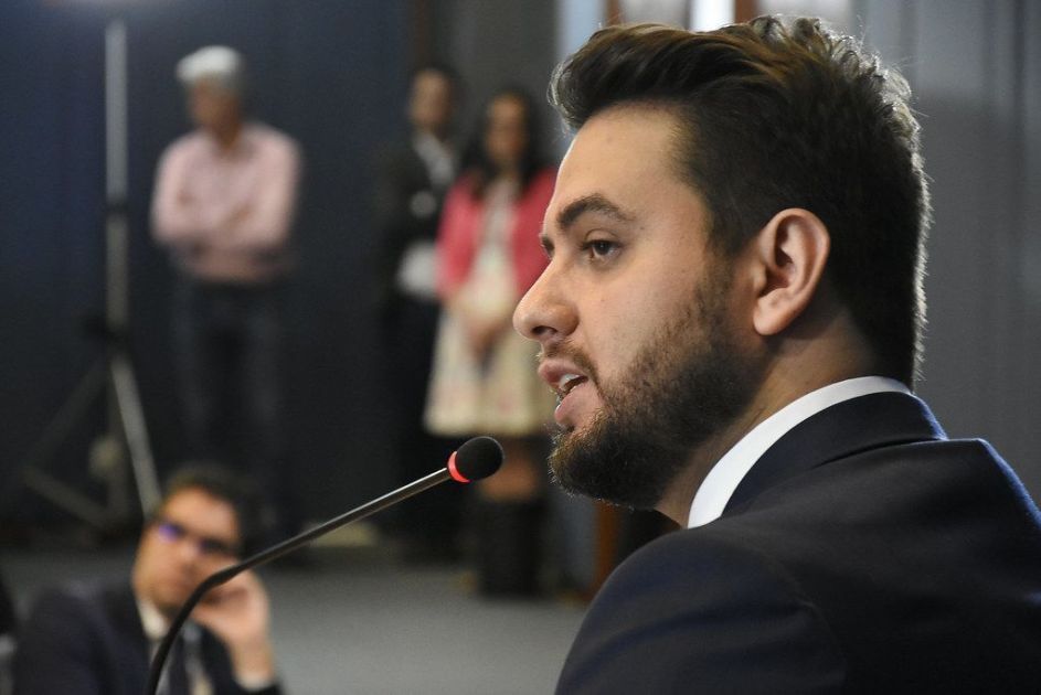STF mantém prisão de Filipe Martins após audiência de custódia