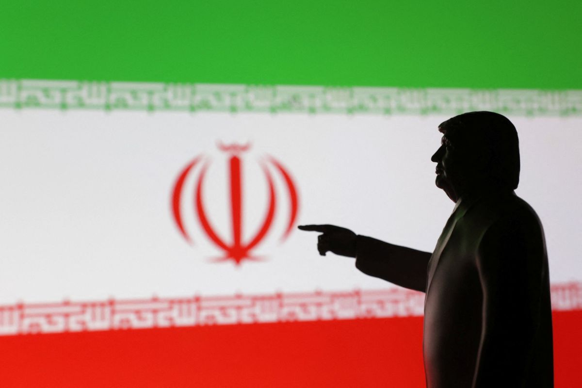 Trump diz que Irã pode ser “atingido com muita força” em meio a protestos