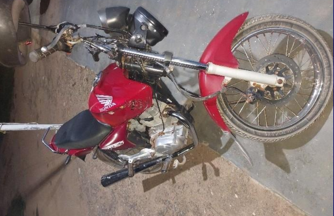 Polícia Militar recupera motocicleta roubada e prende dois suspeitos em Ministro Andreazza