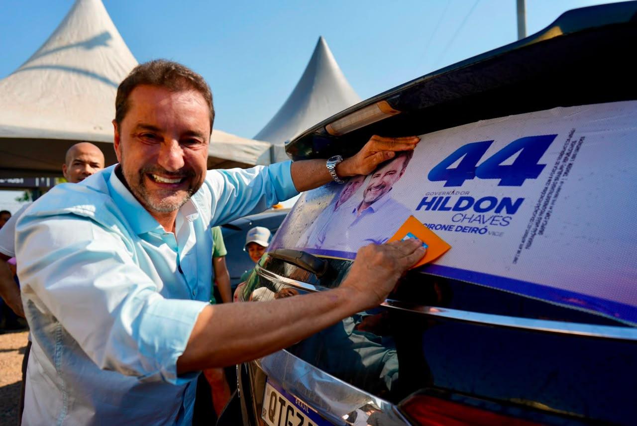 Adesivaço reúne apoiadores de Hildon Chaves em Porto Velho neste domingo