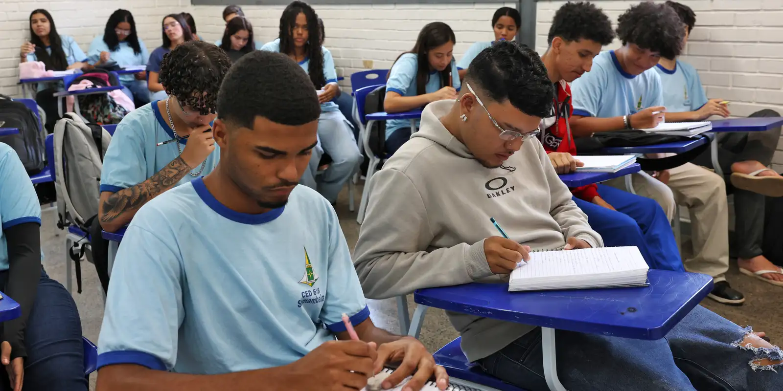 Pé-de-Meia: nascidos em setembro e outubro recebem parcela de R$ 200
