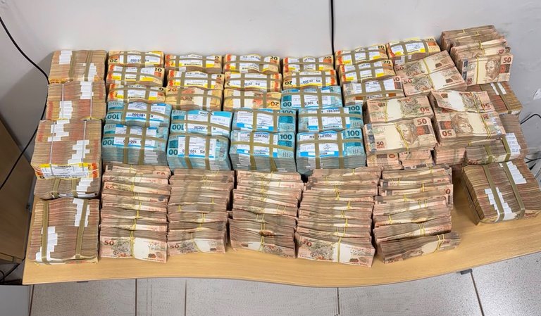 PF apreendeu R$ 2 milhões em espécie em Porto Velho; caso completa 30 dias sem novos detalhes divulgados