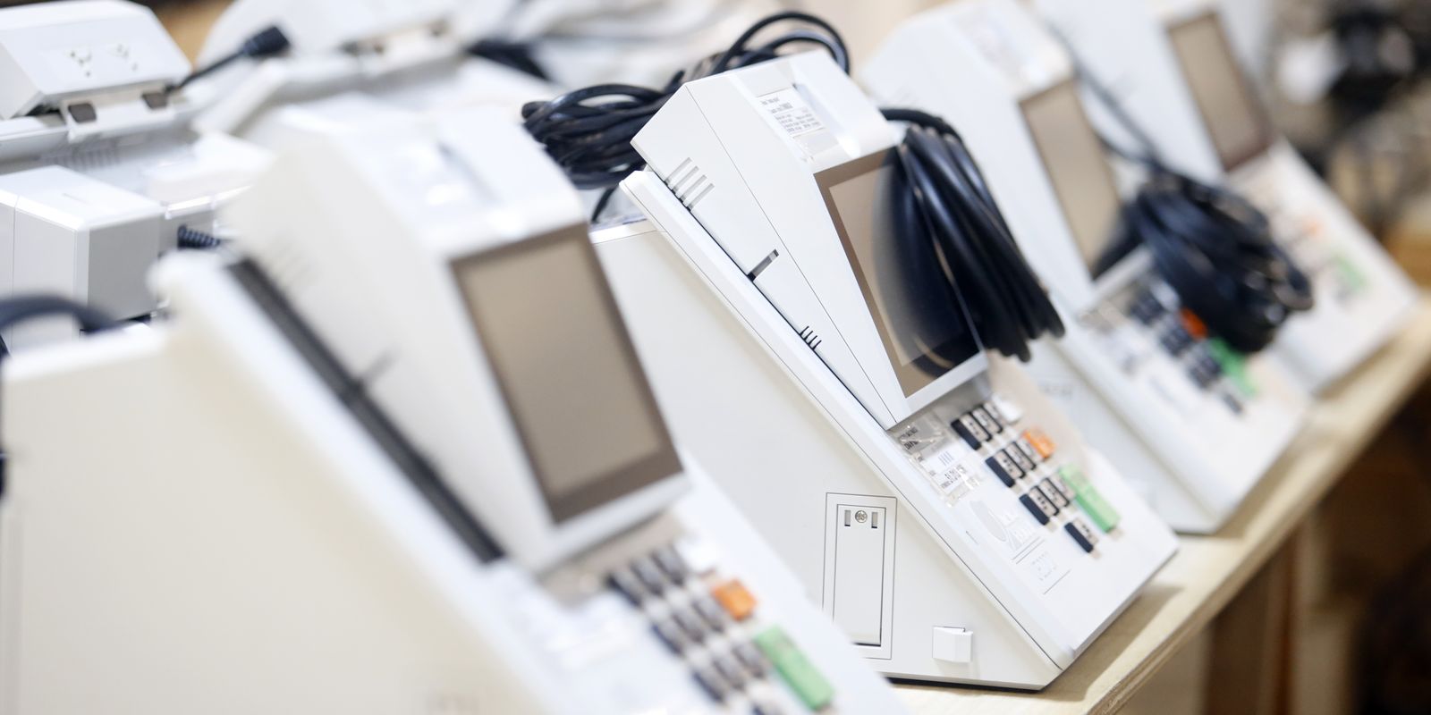 Estado de SP começa a preparar mais de 114 mil urnas para o 2º turno