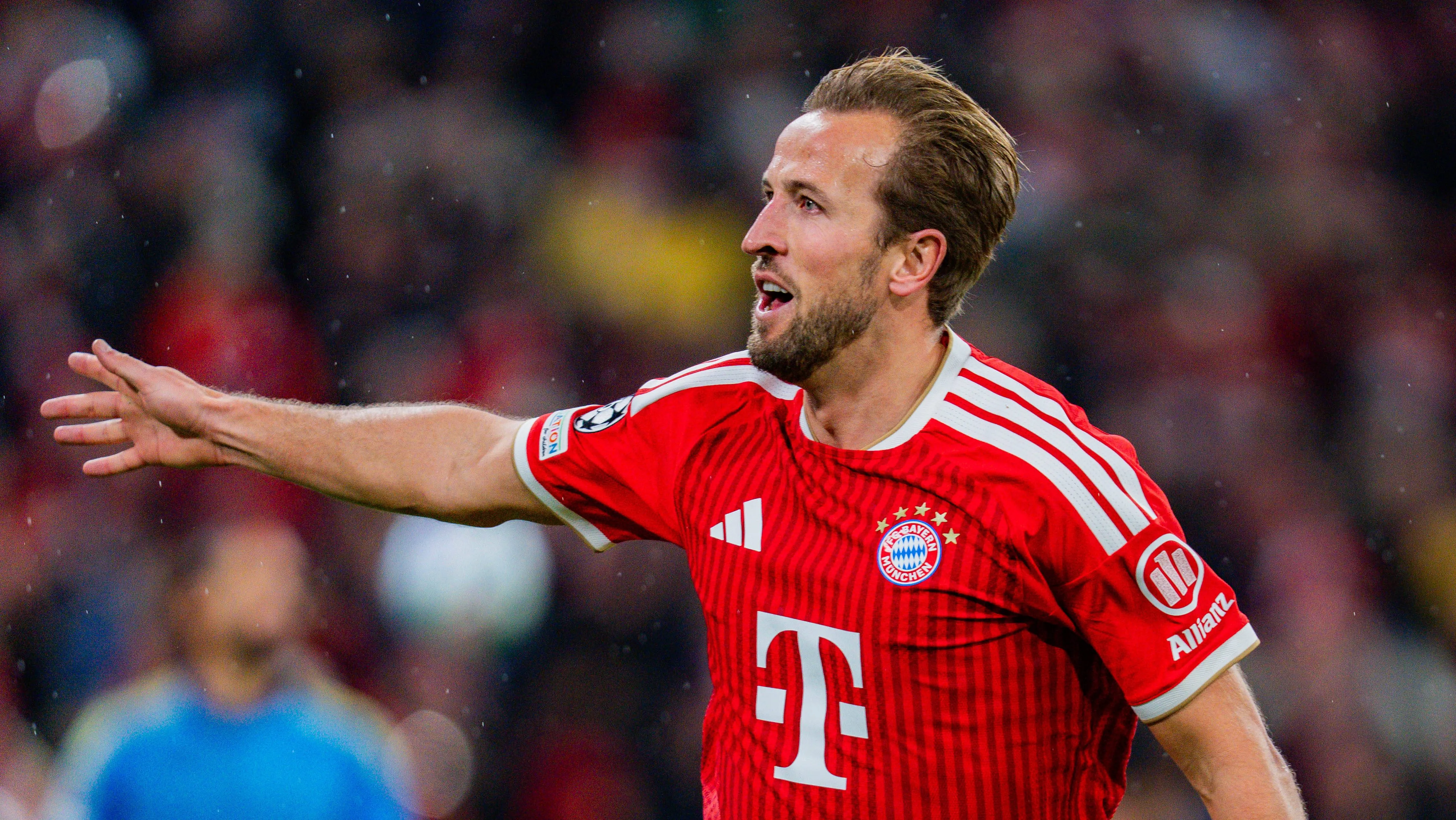 Kane reforça que será injustiçado se não levar Bola de Ouro, mas Arsenal para o Bayern